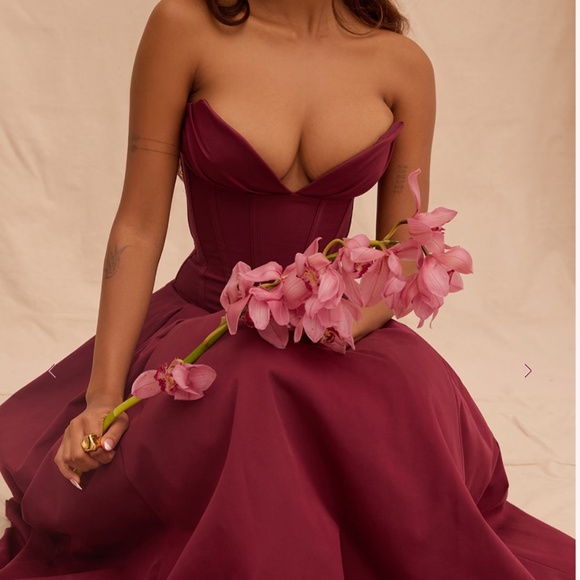 House of CB LADY dress - Picture 2 of 2